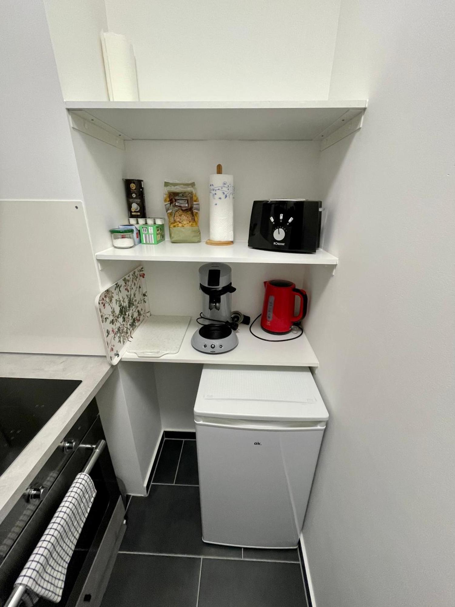 Naehe Hauptbahnhof & Ece-Center, Smart Tv Apartman Karlsruhe Kültér fotó